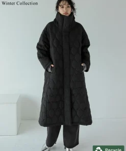 [低身長サイズ有]中綿リサイクルタフタキルティングスタンドカラーフレアロングコート